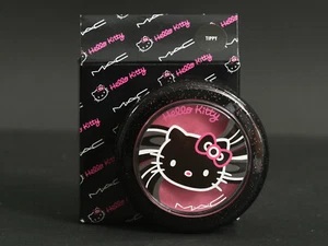 MAC BEAUTY POWDER BLUSH - TIPPY - BNIB - HELLO KITTY COLLECTION **DAMAGED BOX** - Picture 1 of 1