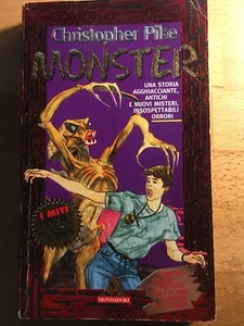 LIBRO MONSTER UNA STORIA AGGHIACCIANTE - Foto 1 di 2