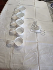 VTG TUPPERWARE 5 Measuring Cups And 6 Spoons With Loop Curved Handle White Set - Picture 1 of 8