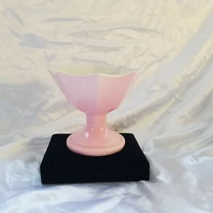 VINTAGE HULL Pottery Pink and White Pedestal Bowl Mid Century Modern - Picture 1 of 6