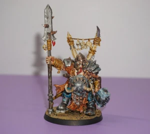 Warhammer Fantasy Ogerkönigreiche Tyrant bemalt Resin - Bild 1 von 8
