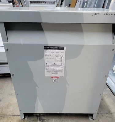 Transformador MGM pri 480 V 112,5 kva Delta Sec 208/120 V, trifásico Foto 1 de 4