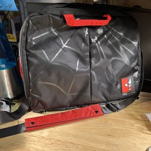 Borsa messenger convertibile Marvel Spider-Man & Venom - esclusiva pranzo al sacco - Foto 1 di 10