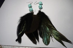 Feder Ohrringe-Indianerschmuck-mit schwarz & grün schillernden Federn-Länge 18cm - Bild 1 von 2
