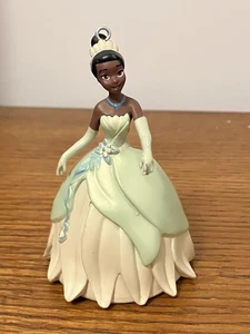 Tiana Juguete Figura Adorno Disney Princesa Rana Reciclado PVC Verde Vestido - Imagen 1 de 2