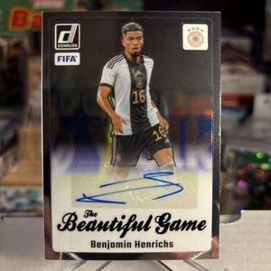 Benjamin Henrichs 2023-24 Panini Donruss FIFA AUTO Beautiful Game ⭐️ MINT - Bild 1 von 3
