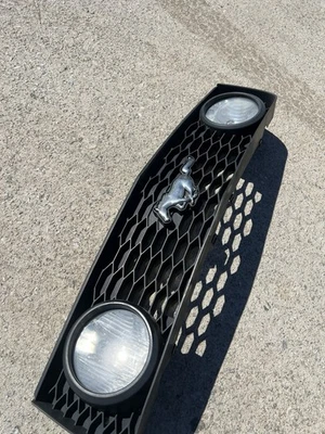 2005-2009 FORD MUSTANG GT BUMPER GRILLE Grill FOG LIGHT Lamp Genuine OEM💯 - Image 1 of 4