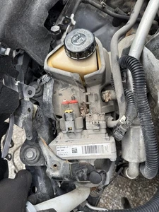 2013-2017 Nissan Altima Power Steering Pump - Picture 1 of 2