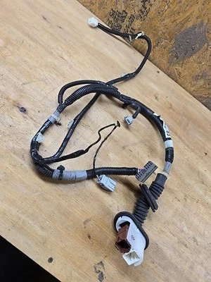 Left Driver REAR Back Door Wire Harness Honda CR-V CRV 2007 Wiring Cable. S30 - Image 1 of 2