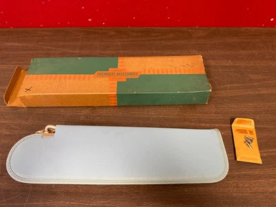 Chevy Corvair 1960 parasol derecho azul nos 1125 Foto 1 de 4