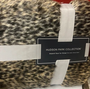 HUDSON PARK COLLECTION - Leopard Fur Throw $280.00 - Picture 1 of 2