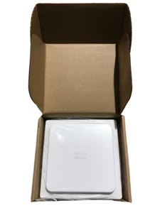 Cisco Four-Element MIMO Dual-Band Omnidirectional Antenna / AIR-ANT2524V4C-R= - Picture 1 of 8