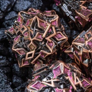 Sage's versteinertes Lilium Lila Metall Polyeder Würfel Set DnD RPG Spiele TTRPG - Bild 1 von 17