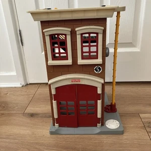 Imaginext Fire House Fisher Price Good Pre-owned Condition Play set NY 14052 - Picture 1 of 11