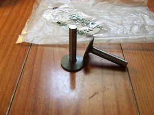 227-33301-03 Fuji Robin, 2 Stößel 22733301-03 Wisconsin Robin - Bild 1 von 2