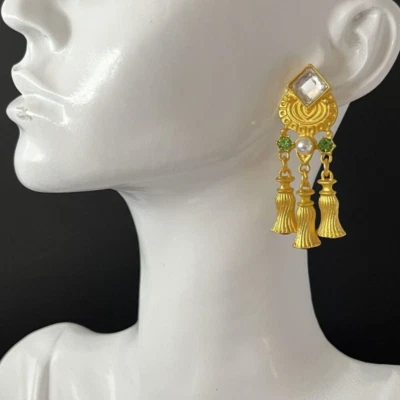 A Pair Tassel Earrings Matte Gold Cabochon Pierced Dangle Faux Pearl Baroque - Image 1 of 4