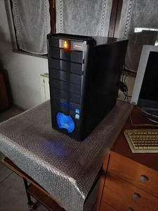 pc retrogaming windows XP Core 2 Quad Q9400 + ATI Radeon 4890 - Foto 1 di 17