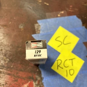 129 RF10C Champion Copper Plus Spark Plug Made In USA - Picture 1 of 2