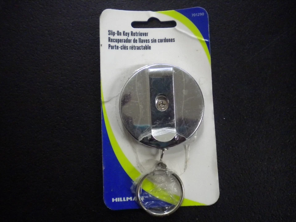 Hillman 701290 Belt Clip Key Retriever 24" Automatic Retractable Chain