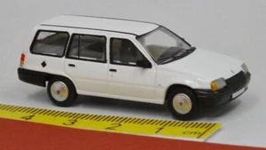 Opel Kadett E Caravan blanco - PCX87 870496 - Imagen 1 de 1