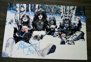 KISSmas Snow Band Metallic Poster Signed by Ace Frehley AUTOGRAPH - Picture 1 of 1
