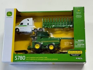 ERTL John Deere S780 Combine with Freightliner Semi - Lowboy Trailer 1/64 45656 - Picture 1 of 1