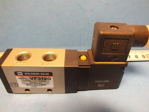 SMC VF3120 (VF3120-5DZ-02) 1/4"+1/8" DC21-26V - Picture 1 of 4
