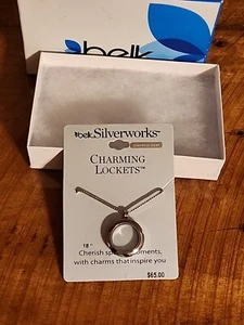 New Belk Round Stainless Steel Floating Charm Glass Memory Locket Necklace - Picture 1 of 2