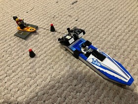 LEGO Island #6737 &ldquo;Wave Catcher&rdquo; (2002), Used, Very Good Cond., Complete