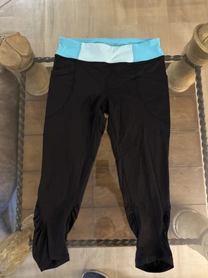 Calvin Klein Performance Leggings Womens Medium Quick Dry Pockets Ruched Athleti - Image 1 of 4