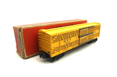 Lionel Post War, O, 6356 New York Central Stock Car in C-7 with Original box - Image 1 of 4