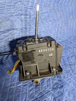 00-03 Palanca de cambios de piso Mercedes-Benz W210 E320 E430 E55 OEM PP210 267 075 Foto 1 de 4