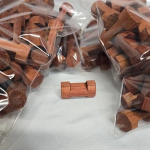 Lincoln Logs Single Notch 1.5" 200 Piece Lot Replacement Log Building Brown - Picture 1 of 6