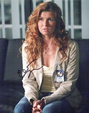 Connie Britton 24 W/Coa autographed photo signed 8X10 #1 Diane Huxley