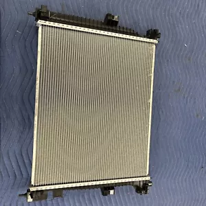 For Jeep Grand Cherokee 2016-2022 TRQ RDA80027 Engine Coolant Radiator - Picture 1 of 12