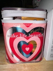  Avon Travel Kit NOS  - Bild 1 von 4