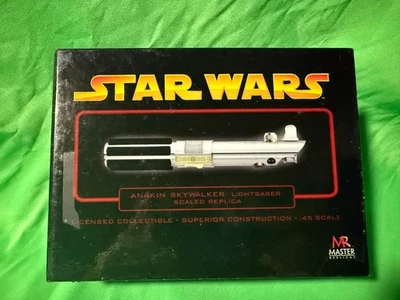 Episodio 3 ROJOS Anakin Skywalker .45 Mini Réplicas Maestras de Sable de Luz 2005 Foto 1 de 2