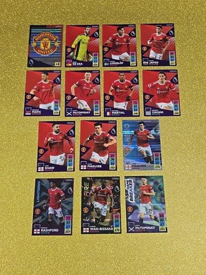 MANCHESTER UNITED X14 PANINI ADRENALYN XL PREMIER LEAGUE 2021/22 BADGE AND FOILS - Image 1 of 4