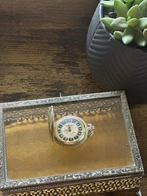 Vintage Ladies Waltham Pocket Watch - Image 1 of 3