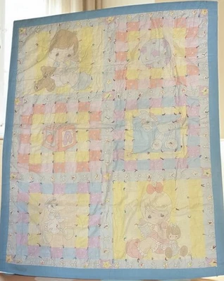 Edredón bebé Precious Moments vintage atado a mano niño niña cigüeña caballo cottagecore Foto 1 de 4