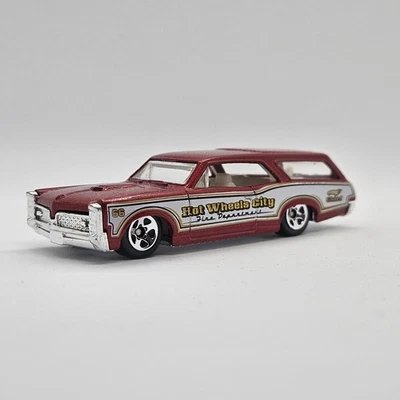 Hot Wheels #111 HW City Works 2010 3/10 personalizado '66 GTO WAGON variante roja con 5 velocidades Foto 1 de 4