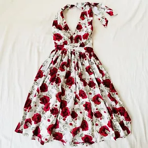 Hearts and Found Damen Kleid Neckholder offener Rücken Blumenmuster Mode Sommer Rose XS Neu mit Etikett - Bild 1 von 4