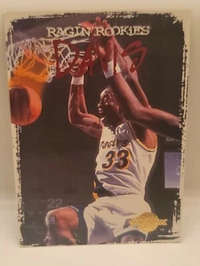 1994-95 SkyBox Ragin' Rookies Antonio Davis #RR11 Indiana Pacers - Foto 1 di 2