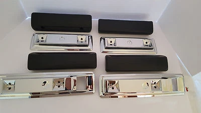 67/70 B-body GTX Road Runner Coronet 4 almohadillas de reposabrazos y bases cromadas-NUEVO Foto 1 de 3