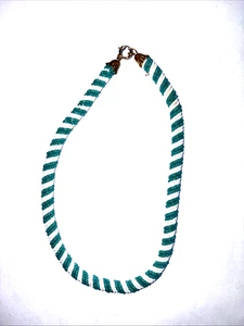 Bellissima collana girocollo vintage 15-1/2" perle semi bianche e corda acquatica - Foto 1 di 3