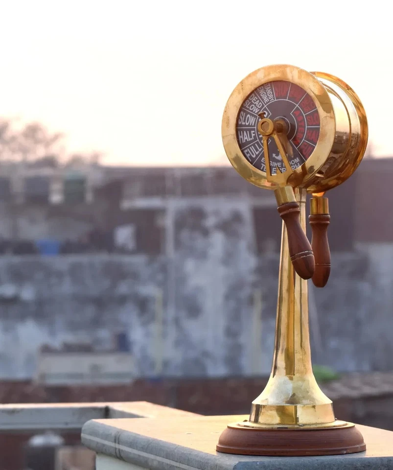 Latón 15" Vintage Telégrafo Navy Barco Sala de Máquinas Acabado Latón con Base de Madera Foto 1 de 4