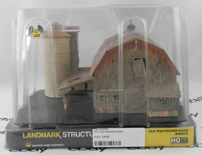 HO Scale Old Weathered Barn w/LED Built-&-Ready - Woodland Scenics #BR5038 - Image 1 of 4