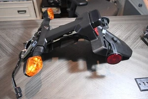 HONDA GROM 125 2022-2025 OEM GUARDABARROS TRASERO, INTERMITENTES, espejos retrovisores y palancas - Imagen 1 de 23
