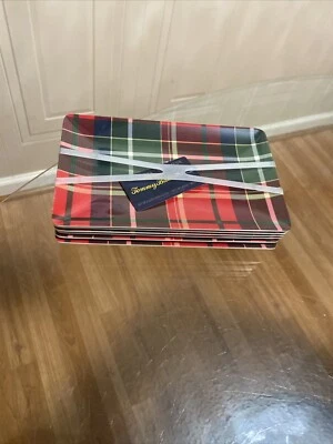 "Juego de 6 bandejas sándwich de Navidad a cuadros tartán rojo melamina Tommy Bahama 15""x6""" Foto 1 de 4