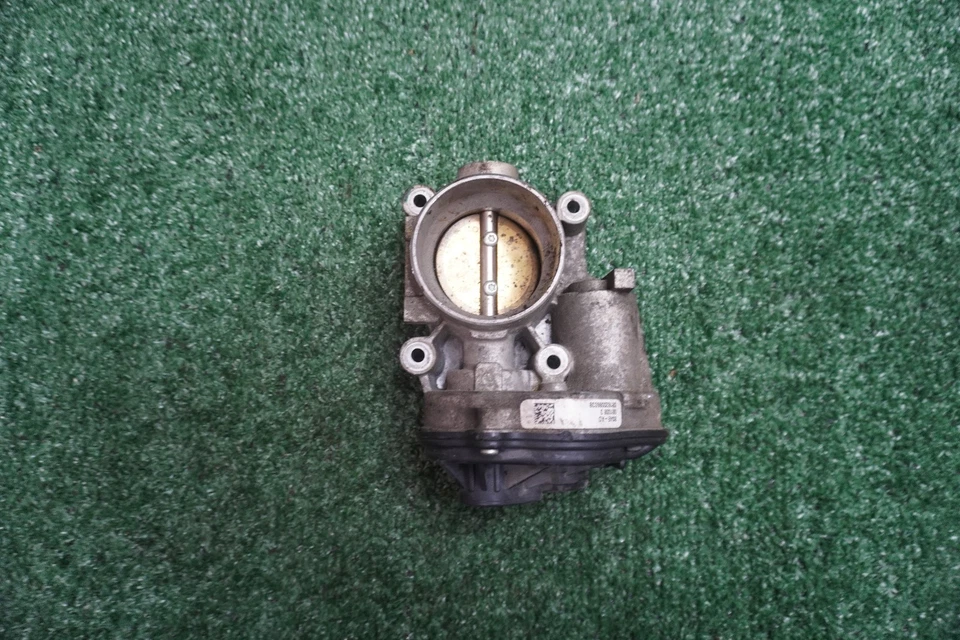 2008 FORD Focus 2L ENGINE MAUNAL FWD THROTTLE BODY OEM 87K Miles 8S4E9F991AD - Image 1 of 4